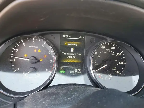 5N1AT2MTXHC861669 2017 NISSAN ROGUE - Image 8