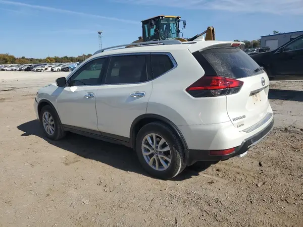 5N1AT2MTXHC861803 2017 NISSAN ROGUE - Image 2