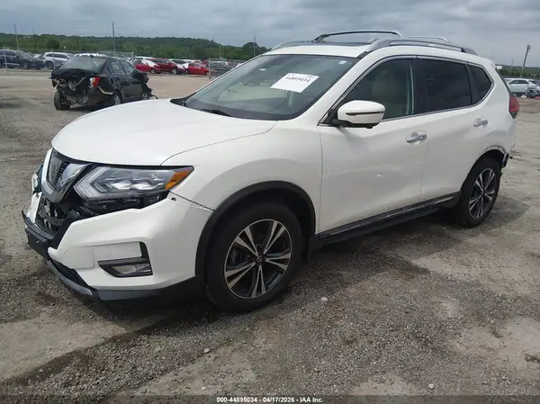 5N1AT2MTXHC862465 2017 NISSAN ROGUE - Image 2