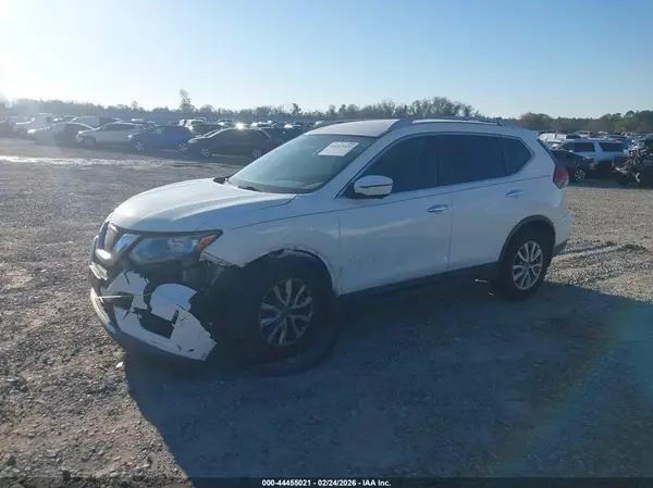 5N1AT2MTXHC863356 2017 NISSAN ROGUE - Image 2
