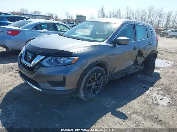 5N1AT2MTXHC863597 2017 NISSAN ROGUE - Image 2