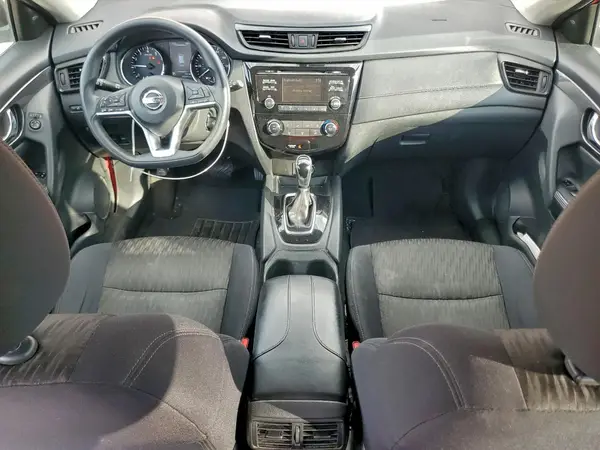 5N1AT2MTXHC867780 2017 NISSAN ROGUE - Image 8