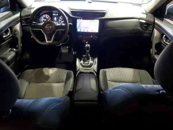 5N1AT2MTXHC869805 2017 NISSAN ROGUE - Image 8