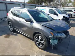 5N1AT2MTXHC870176 2017 NISSAN ROGUE