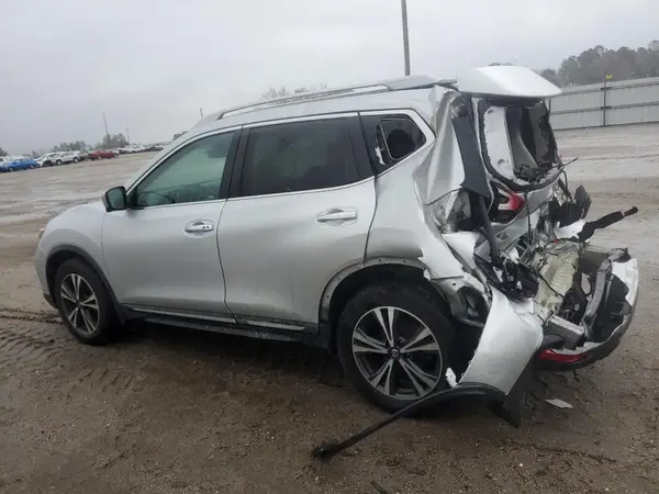5N1AT2MTXHC877791 2017 NISSAN ROGUE - Image 2