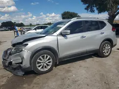 5N1AT2MTXHC881677 2017 NISSAN ROGUE