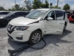 5N1AT2MTXHC883879 2017 NISSAN ROGUE