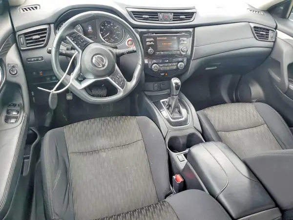 5N1AT2MTXHC884613 2017 NISSAN ROGUE - Image 8