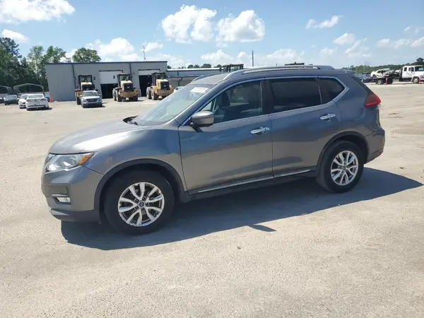 5N1AT2MTXHC884742 2017 NISSAN ROGUE - Image 1