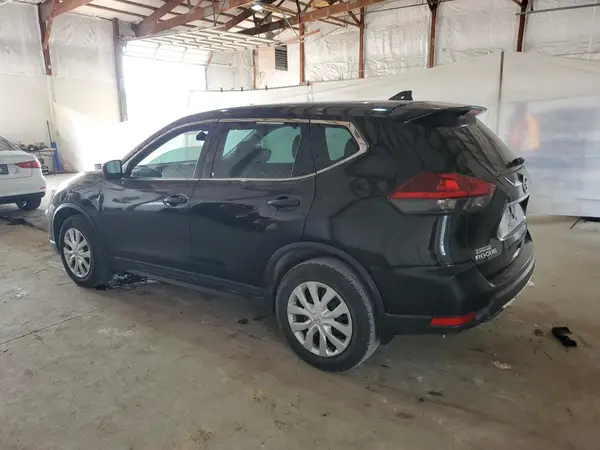 5N1AT2MTXJC700079 2018 NISSAN ROGUE - Image 2