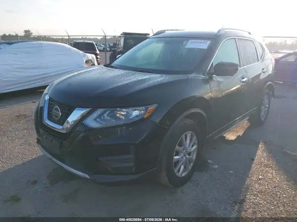 5N1AT2MTXJC705069 2018 NISSAN ROGUE - Image 2