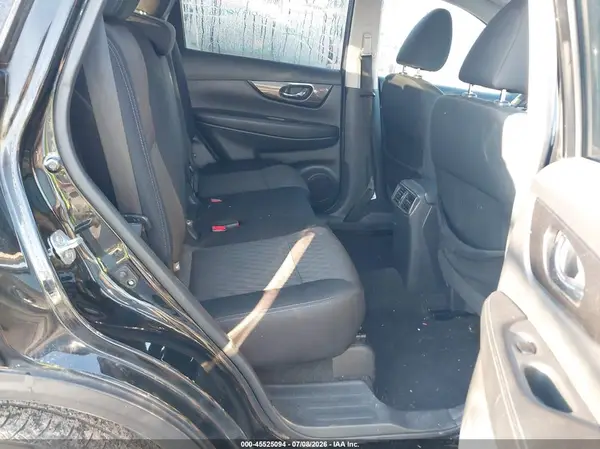 5N1AT2MTXJC705069 2018 NISSAN ROGUE - Image 8
