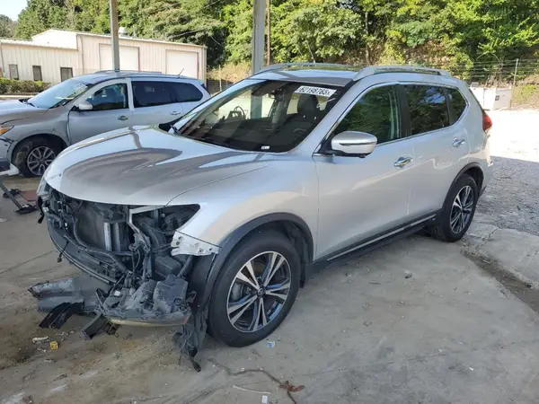 5N1AT2MTXJC711678 2018 NISSAN ROGUE - Image 1
