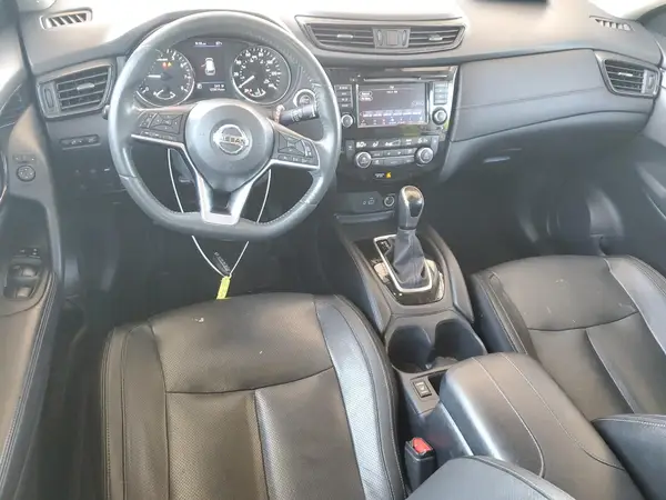 5N1AT2MTXJC711678 2018 NISSAN ROGUE - Image 8