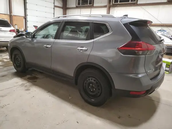 5N1AT2MTXJC735883 2018 NISSAN ROGUE - Image 2