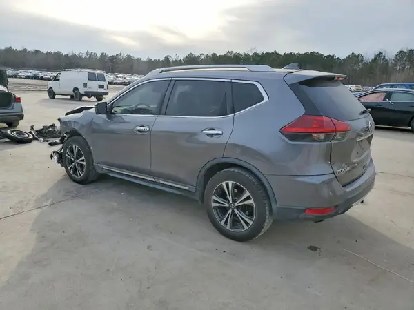 5N1AT2MTXJC736046 2018 NISSAN ROGUE - Image 2