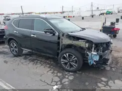 5N1AT2MTXJC736774 2018 NISSAN ROGUE