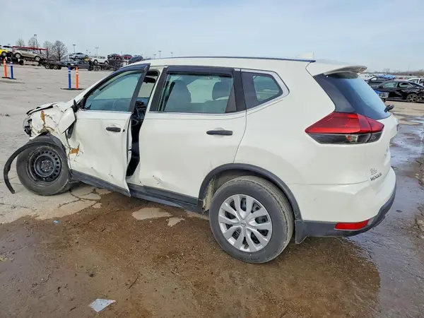 5N1AT2MTXJC739853 2018 NISSAN ROGUE - Image 2