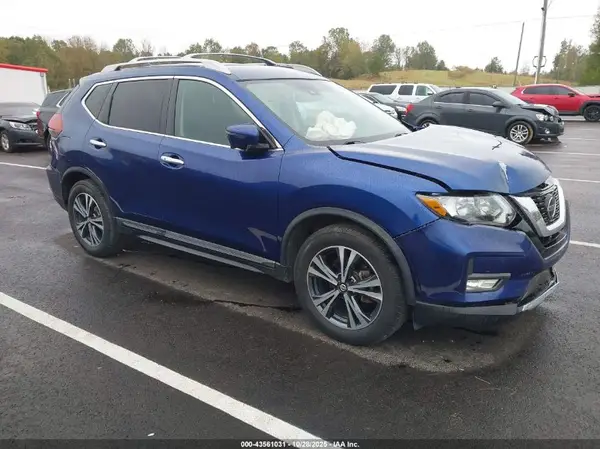 5N1AT2MTXJC741425 2018 NISSAN ROGUE - Image 1