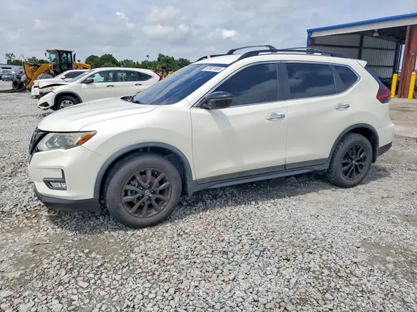 5N1AT2MTXJC753753 2018 NISSAN ROGUE - Image 1