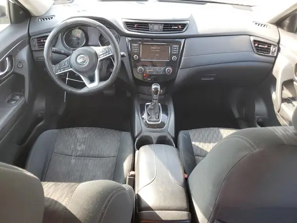 5N1AT2MTXJC761299 2018 NISSAN ROGUE - Image 8