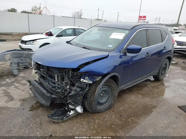 5N1AT2MTXJC761402 2018 NISSAN ROGUE - Image 2