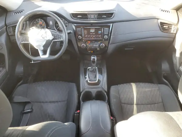 5N1AT2MTXJC764171 2018 NISSAN ROGUE - Image 8