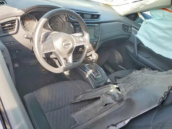 5N1AT2MTXJC769628 2018 NISSAN ROGUE - Image 8