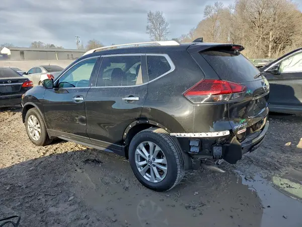 5N1AT2MTXJC770164 2018 NISSAN ROGUE - Image 2