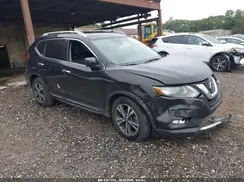 5N1AT2MTXJC777468 2018 NISSAN ROGUE