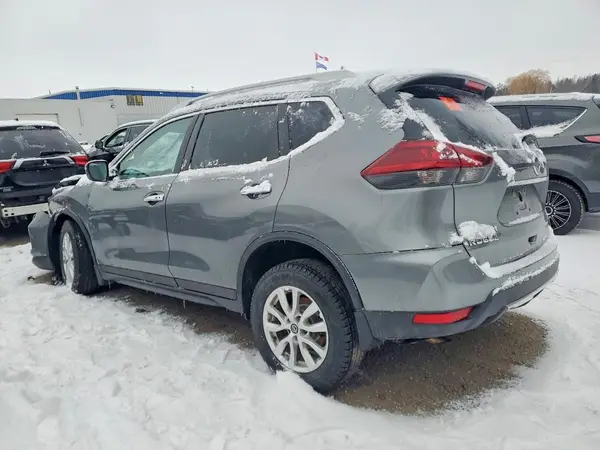 5N1AT2MTXJC778412 2018 NISSAN ROGUE - Image 2