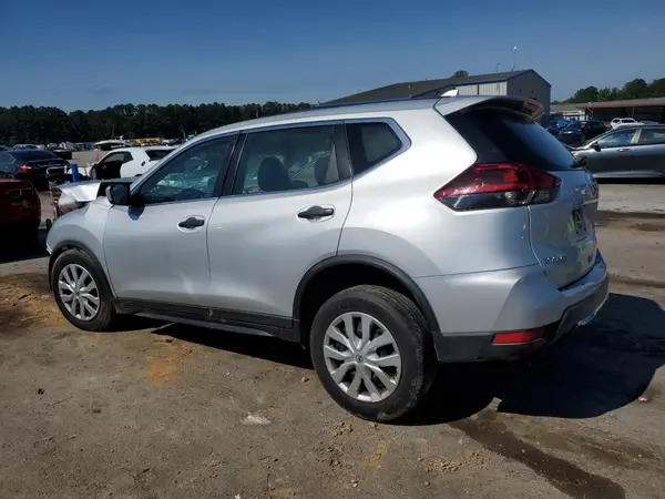 5N1AT2MTXJC781164 2018 NISSAN ROGUE - Image 2