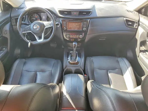 5N1AT2MTXJC794092 2018 NISSAN ROGUE - Image 8