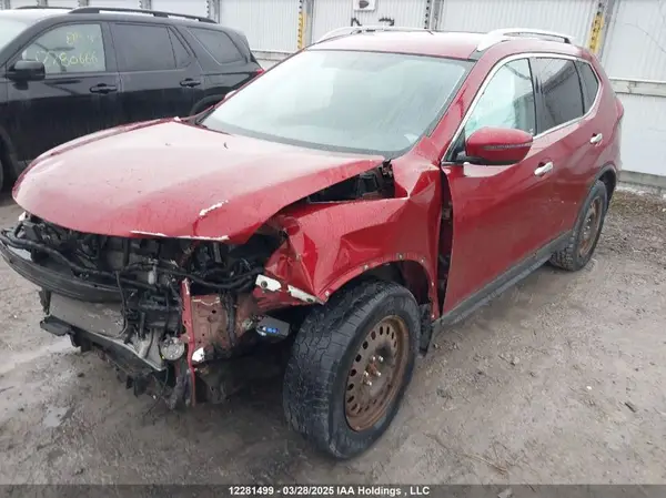 5N1AT2MTXJC797932 2018 NISSAN ROGUE - Image 2
