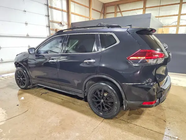 5N1AT2MTXJC800814 2018 NISSAN ROGUE - Image 2