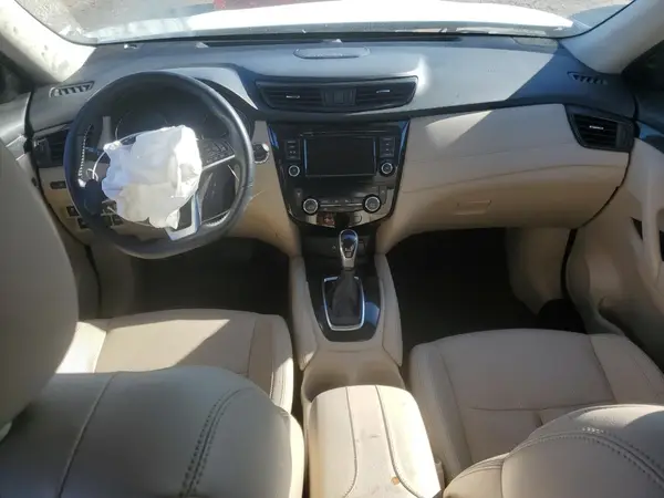 5N1AT2MTXJC806774 2018 NISSAN ROGUE - Image 8