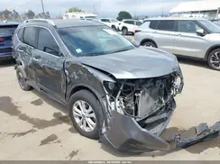 5N1AT2MTXJC821484 2018 NISSAN ROGUE