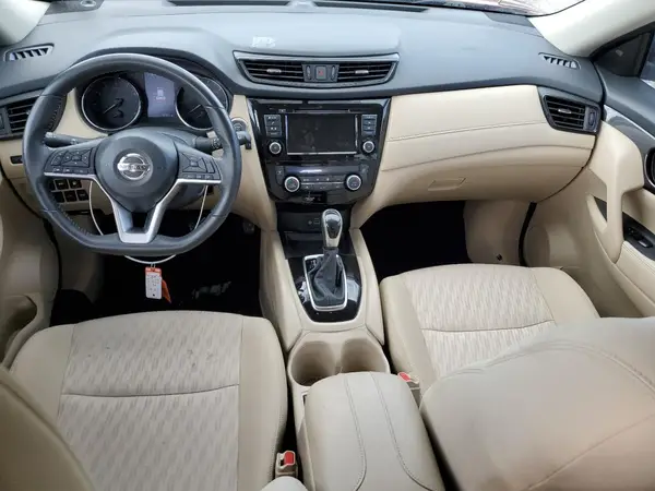 5N1AT2MTXJC824210 2018 NISSAN ROGUE - Image 8