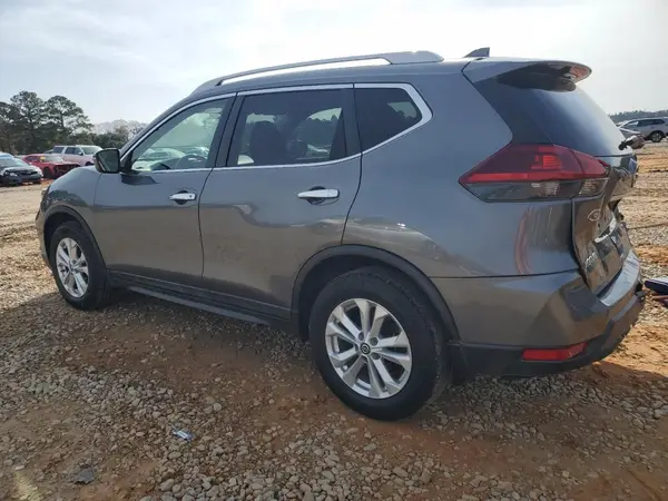 5N1AT2MTXJC826457 2018 NISSAN ROGUE - Image 2