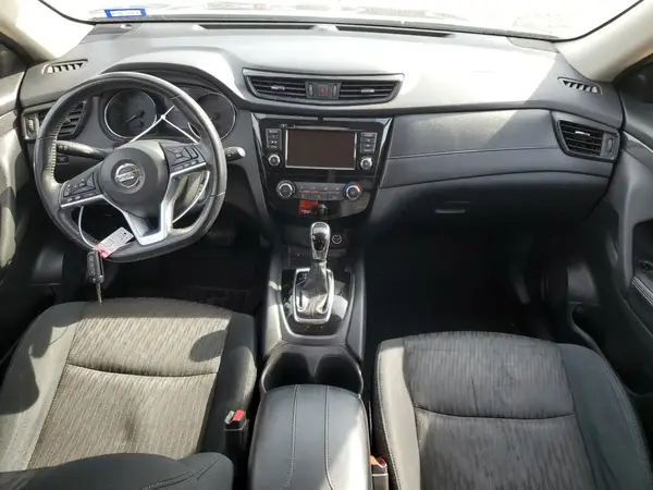 5N1AT2MTXJC826457 2018 NISSAN ROGUE - Image 8