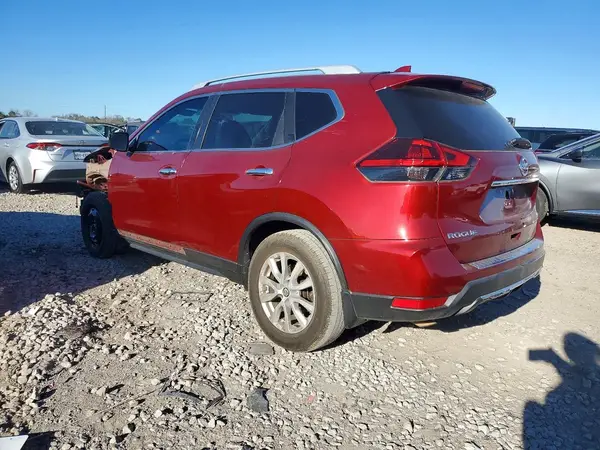 5N1AT2MTXJC827950 2018 NISSAN ROGUE - Image 2