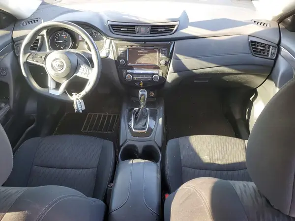 5N1AT2MTXJC827950 2018 NISSAN ROGUE - Image 8