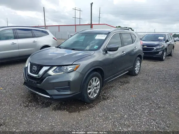 5N1AT2MTXJC829830 2018 NISSAN ROGUE - Image 2