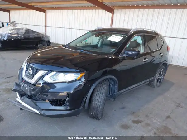 5N1AT2MTXJC832517 2018 NISSAN ROGUE - Image 2