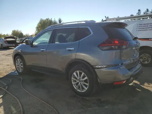 5N1AT2MTXJC836843 2018 NISSAN ROGUE - Image 2