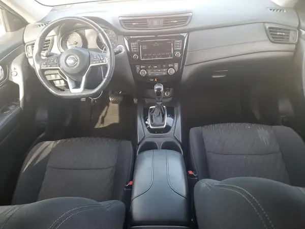 5N1AT2MTXJC837992 2018 NISSAN ROGUE - Image 8