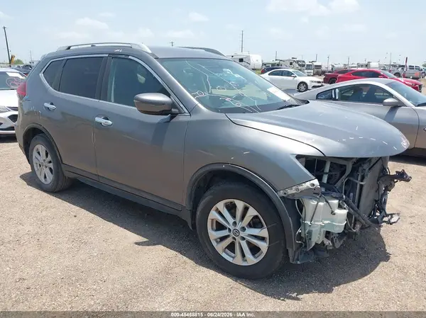 5N1AT2MTXJC840634 2018 NISSAN ROGUE - Image 1