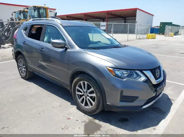 5N1AT2MTXJC841377 2018 NISSAN ROGUE - Image 1