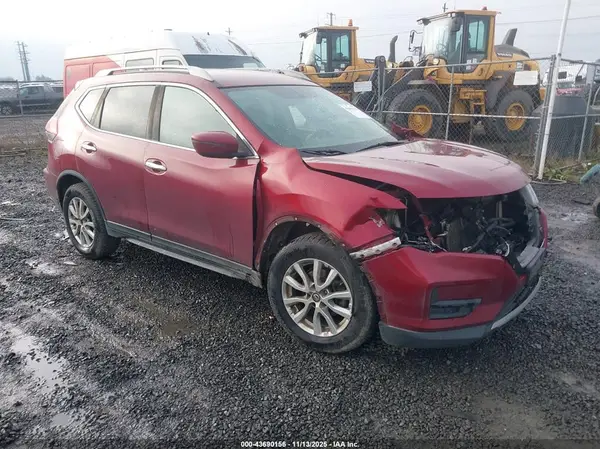 5N1AT2MTXJC842531 2018 NISSAN ROGUE - Image 1