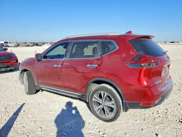 5N1AT2MTXJC846708 2018 NISSAN ROGUE - Image 2